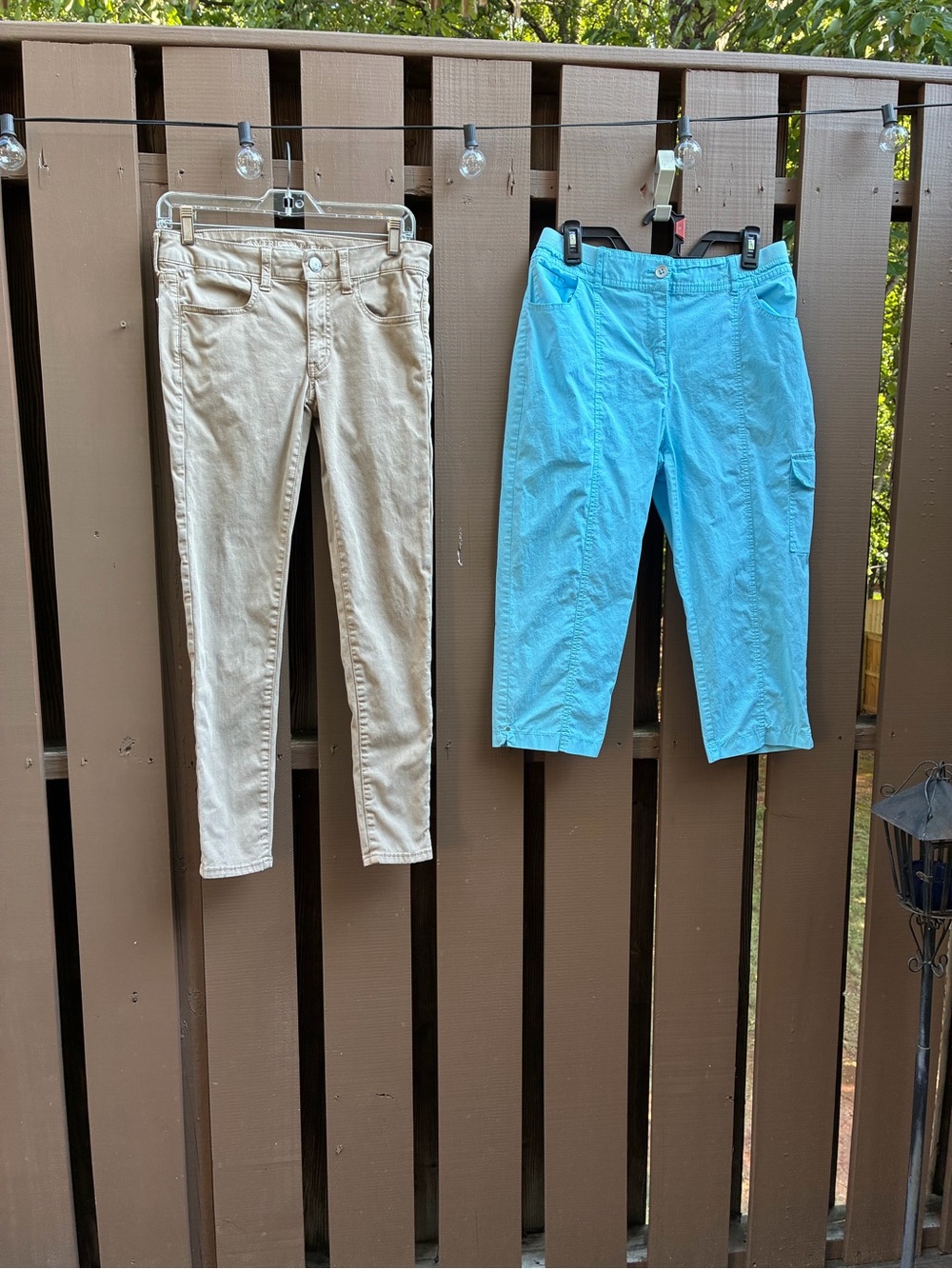 American Eagle Super Stretchy Jegging & Chicos Cropped Pants Fit Size 6